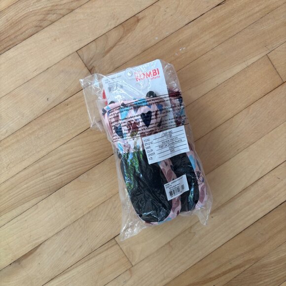 Kombi Mittens size XXS 6 Months-12 Months (Multicolor Heart design) Never worn - Picture 7 of 7